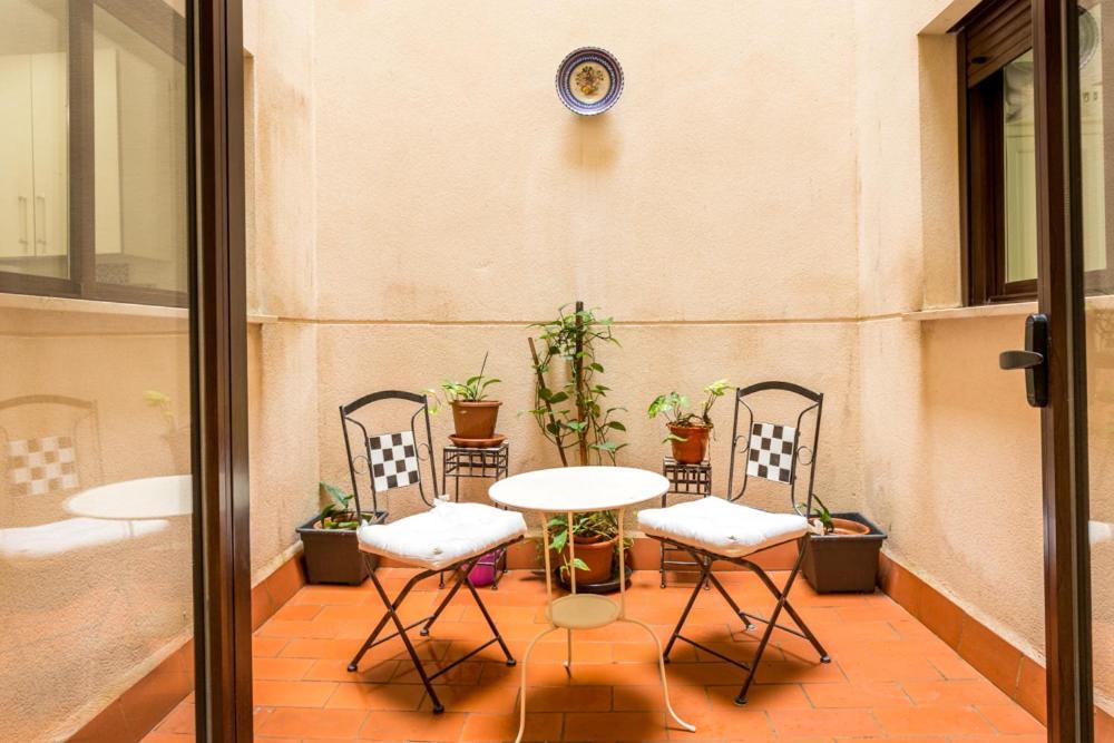 Apartamento En San Lorenzo Seville Luaran gambar